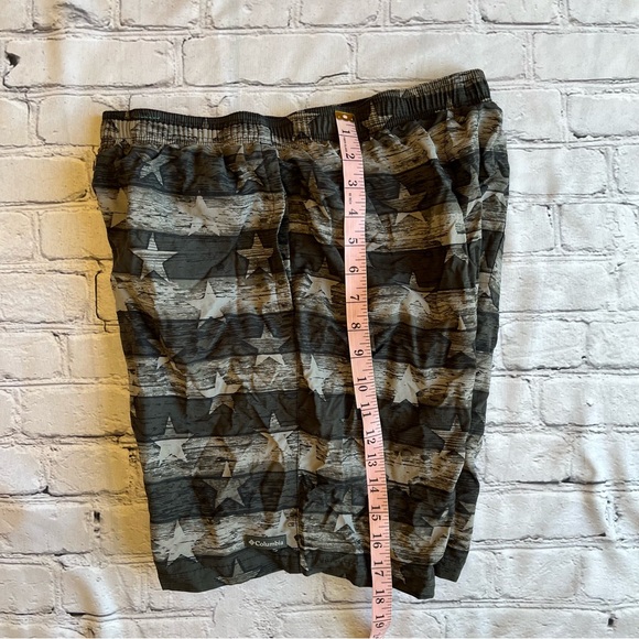 Columbia Boys Stars & Stripes Swim Trunks Lined Grey Neutral Sz 8
Great … - Picture 4 of 9